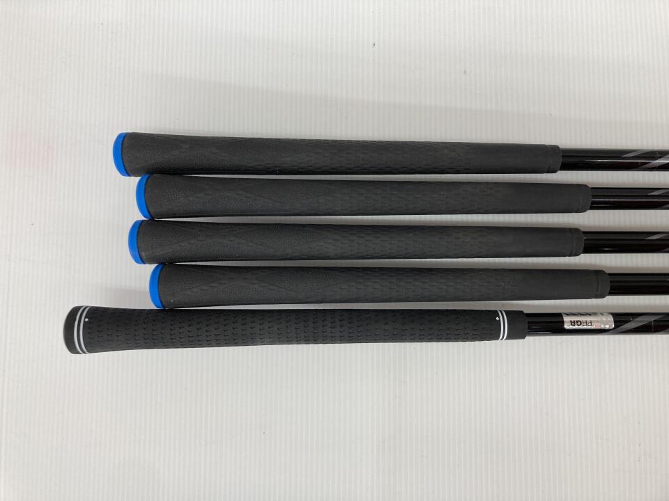 PRGR 04 Iron Set 5pc (7-AW) MCI for PRGR (04 IRON) Flex SR (Pre-owned)