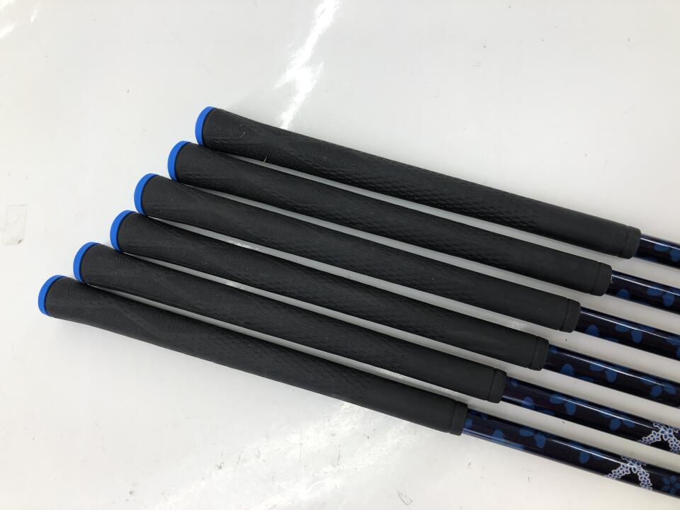 TaylorMade Qi Iron Set 6pc (6-AW) Diamana BLUE TM60 Flex S (Pre-owned)