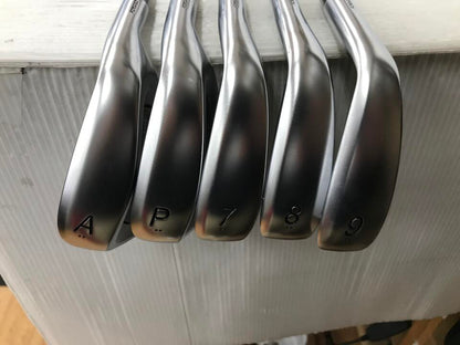 PRGR 04 Iron Set 5pc (7-AW) Spec Steel 3 Ver.2 Flex S (Pre-owned)