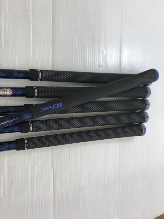 TaylorMade Qi Iron Set 6pc (6-AW) Diamana BLUE TM60 Flex S (Pre-owned)