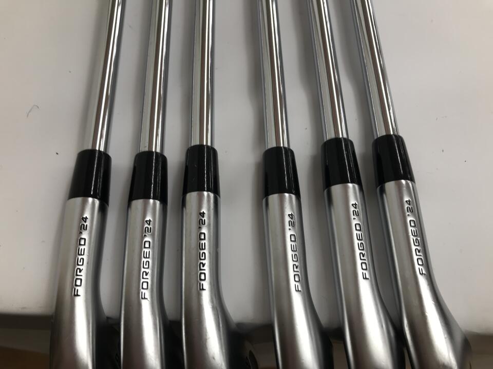 Callaway APEX PRO 2024 Iron Set 6pc (5-PW) Dynamic Gold MID 115 Flex S200 (Pre-owned)