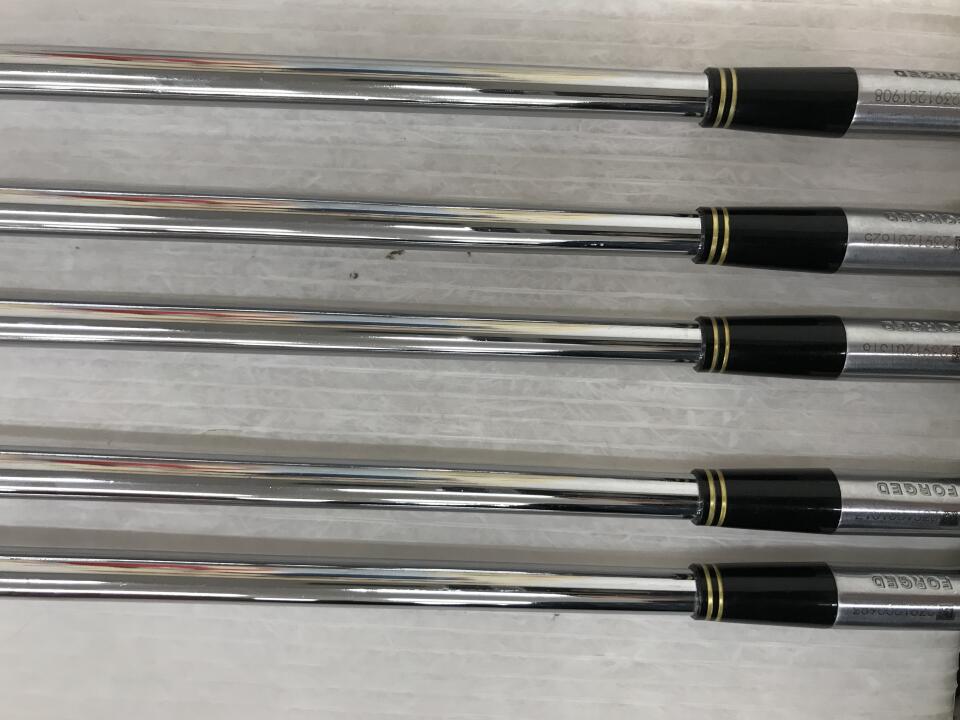 GLOBERIDE ONOFF FORGED KURO 2024 Iron Set 5pc (6-PW) Project X (Reshafted) Flex 5.5 (Pre-owned)