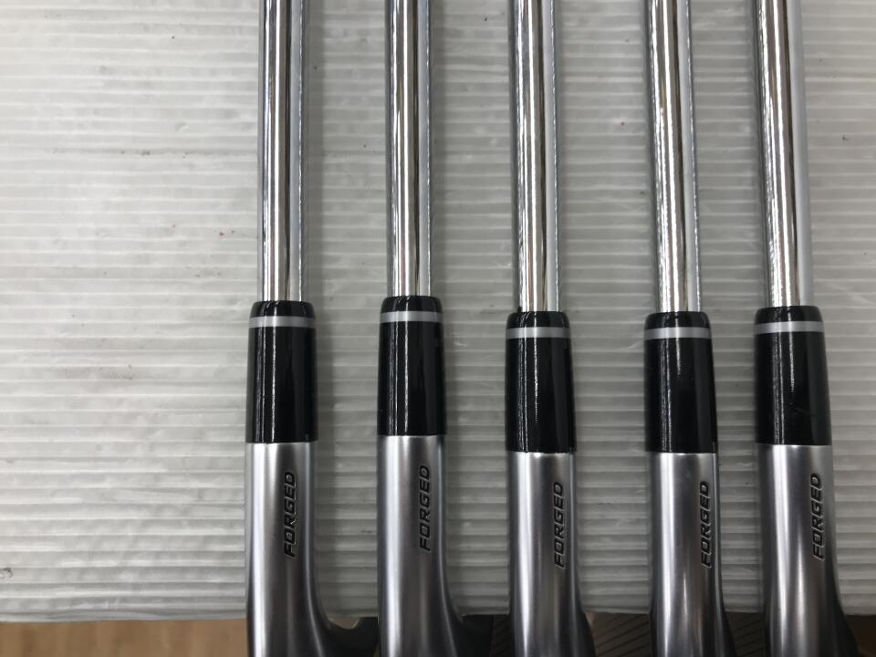 PRGR 04 Iron Set 5pc (7-AW) Spec Steel 3 Ver.2 Flex S (Pre-owned)