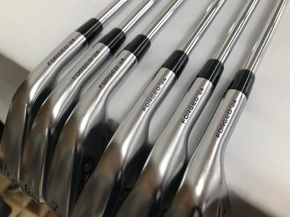 Callaway APEX PRO 2024 Iron Set 6pc (5-PW) Dynamic Gold MID 115 Flex S200 (Pre-owned)