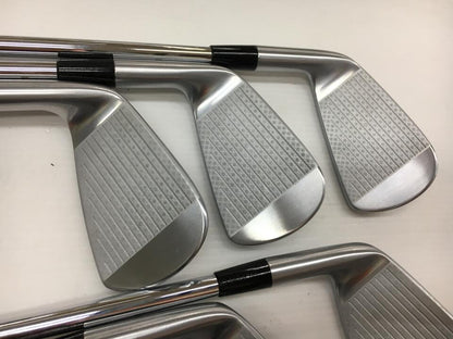 GLOBERIDE ONOFF FORGED KURO 2026 Iron Set 5pc (6-PW) KBS TOUR-V 110 (Reshafted) Flex S (Pre-owned)