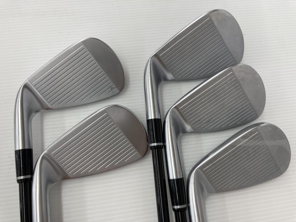 PRGR 04 Iron Set 5pc (7-AW) MCI for PRGR (04 IRON) Flex SR (Pre-owned)