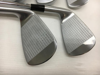 GLOBERIDE ONOFF FORGED KURO 2026 Iron Set 5pc (6-PW) KBS TOUR-V 110 (Reshafted) Flex S (Pre-owned)